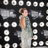 Miley Cyrus at 2011 MTV Video Music Awards  Pictures | Picture 71198